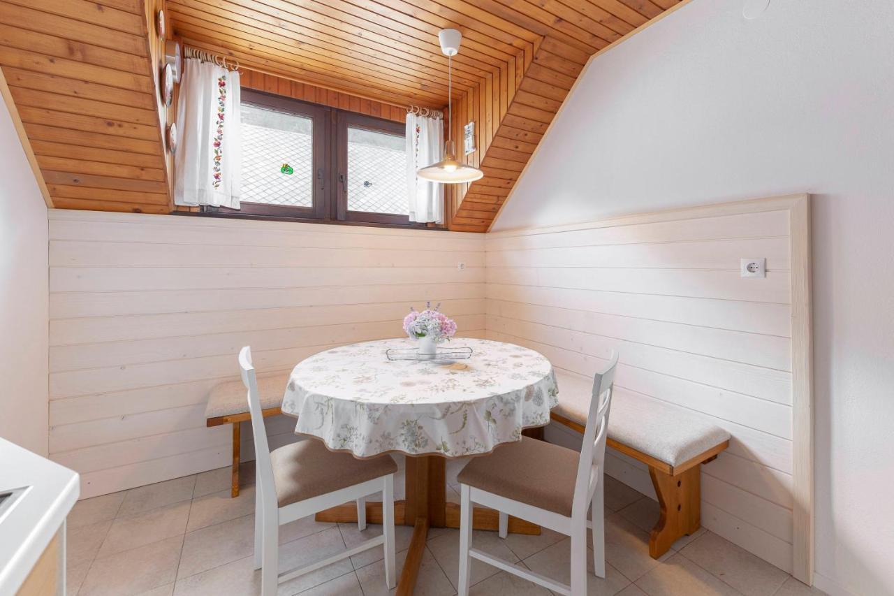 Apartma Mikelj Bohinj Bagian luar foto